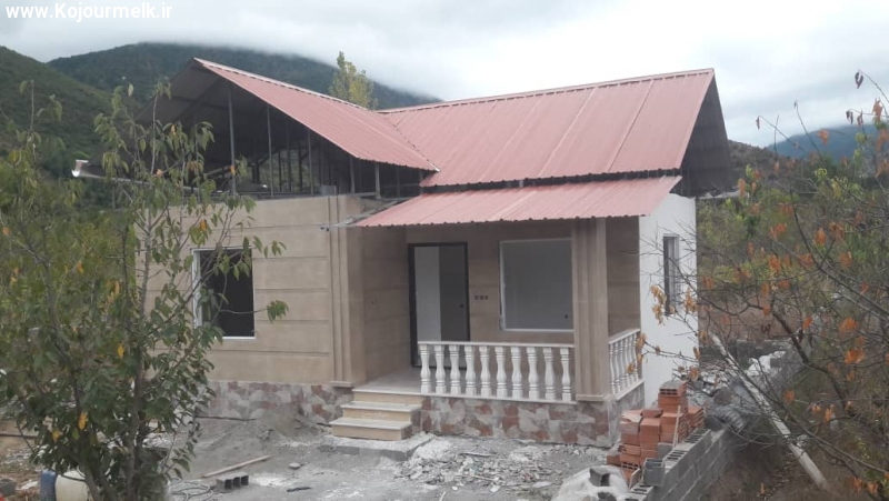  ویلا شهرکی چشم نواز با منظره کوهستانی زیبا