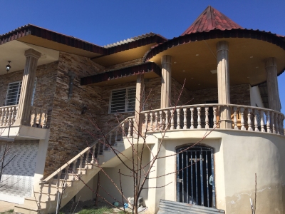 ویلا نوساز در مکانی محبوب ویو کامل ۳۶۰درجه شهر پول 